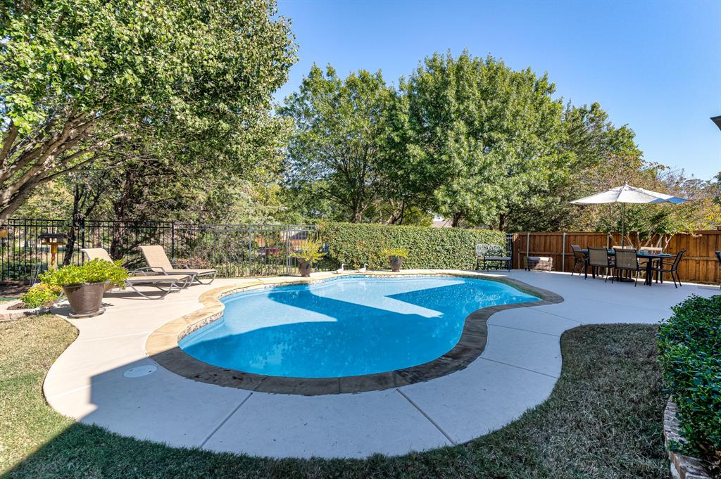 904 Eagle Ridge Court