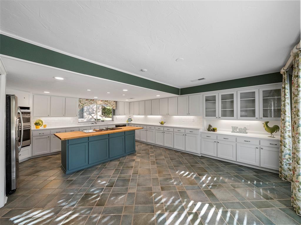 1213 Wimbledon Lane