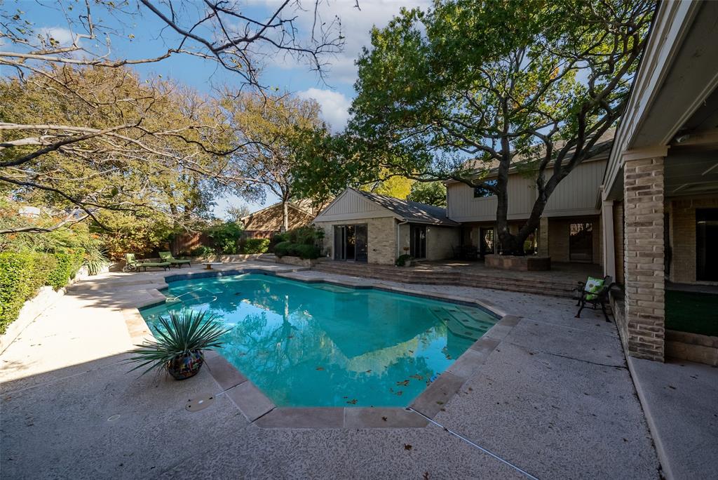 1213 Wimbledon Lane