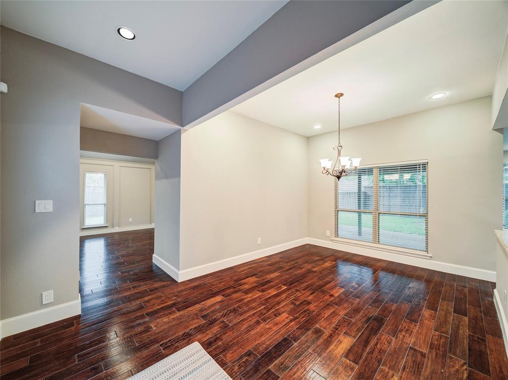 2626 Mariposa Circle