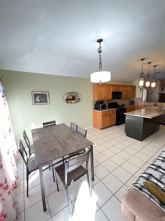 821 Andrews Court