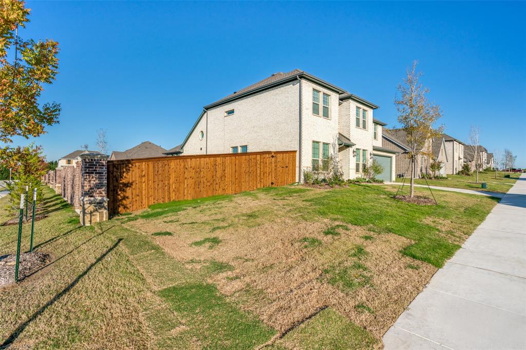 4301 Darlington Way