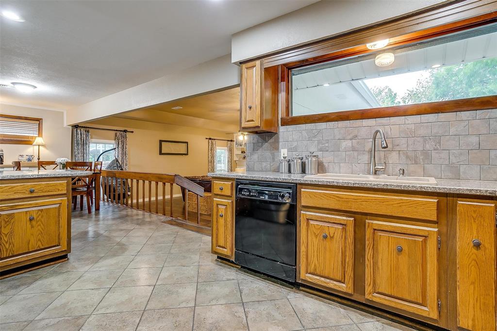 1317 Killian Drive