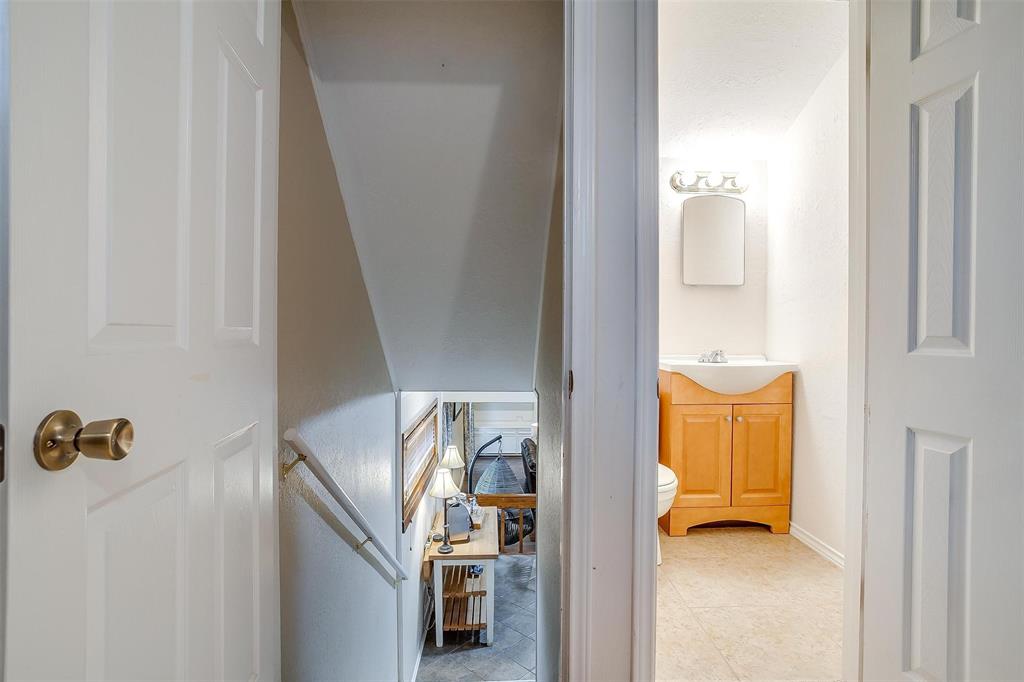 1317 Killian Drive