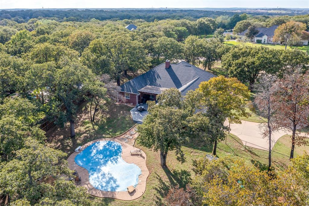 2801 Bent Oaks Drive