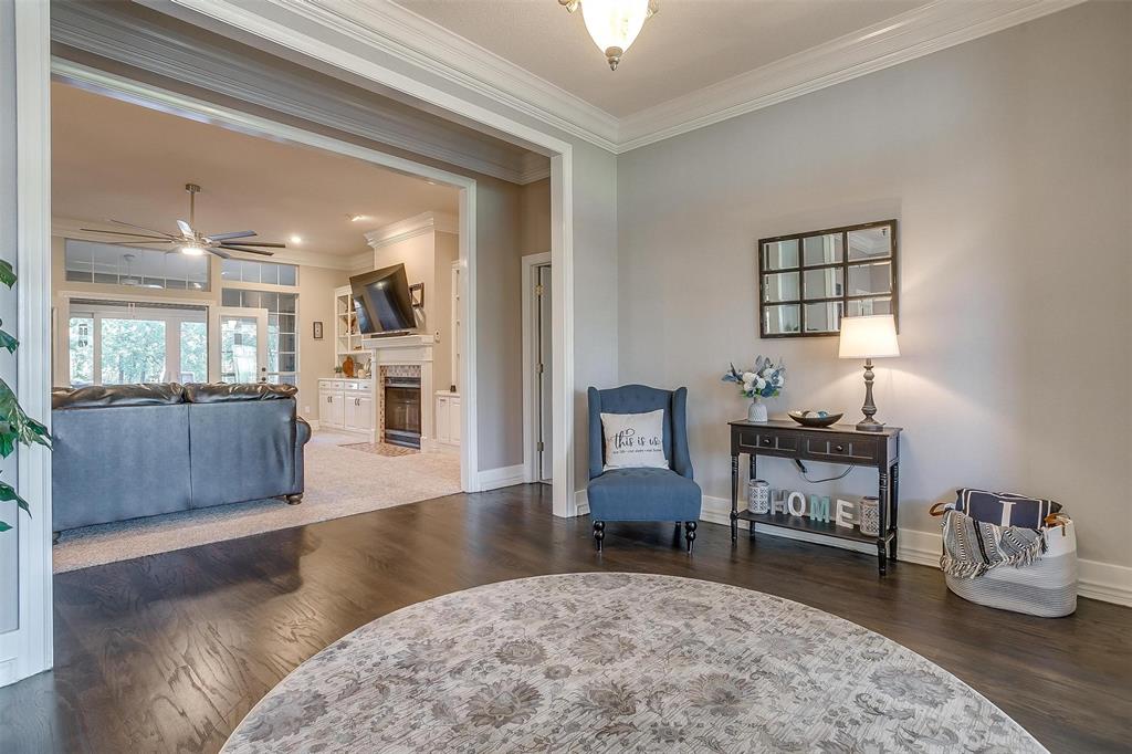 2801 Bent Oaks Drive