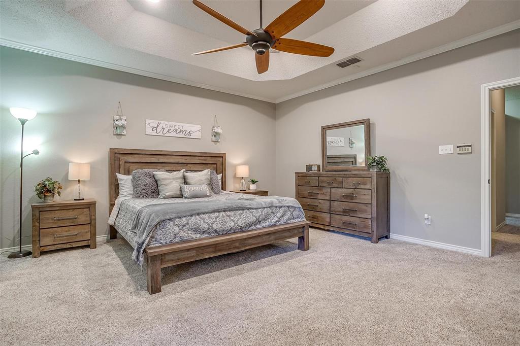 2801 Bent Oaks Drive