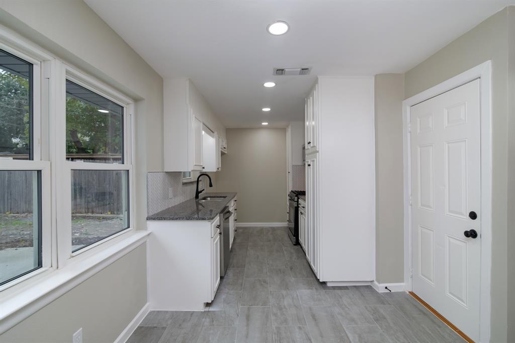 2308 Miriam Lane