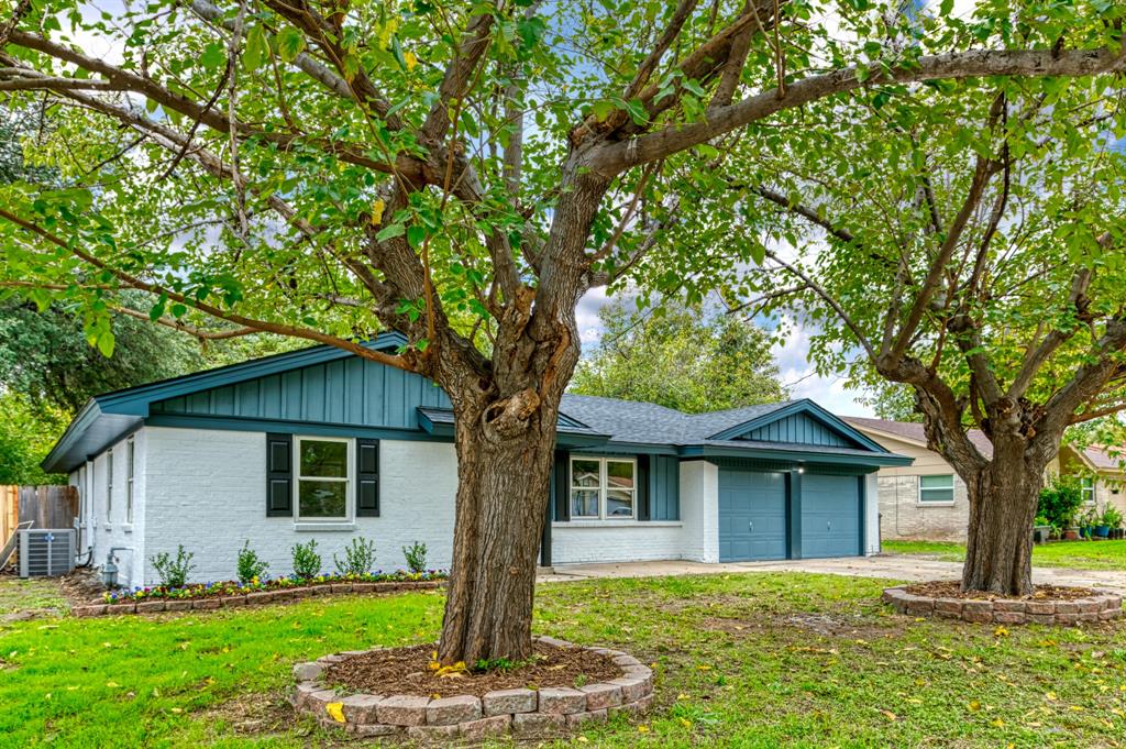 2308 Miriam Lane
