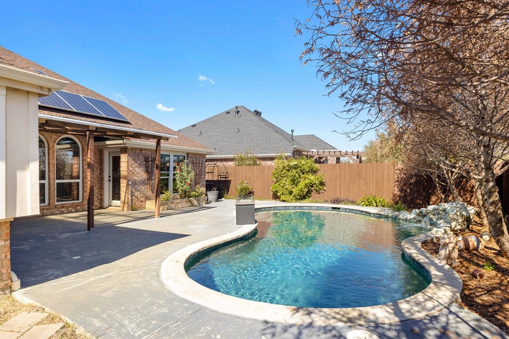 4916 Golfside Drive