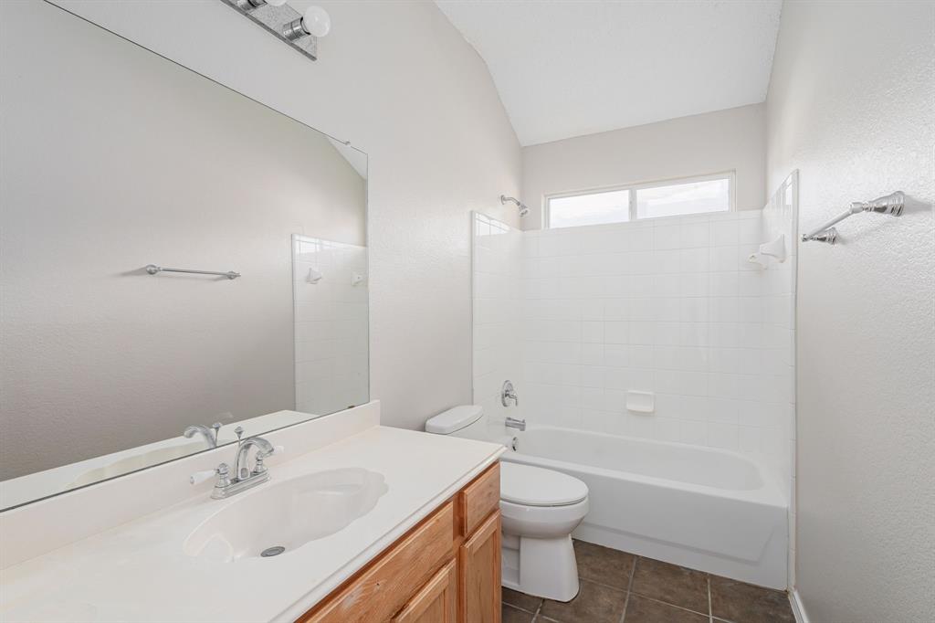 3816 Gardenia Lane