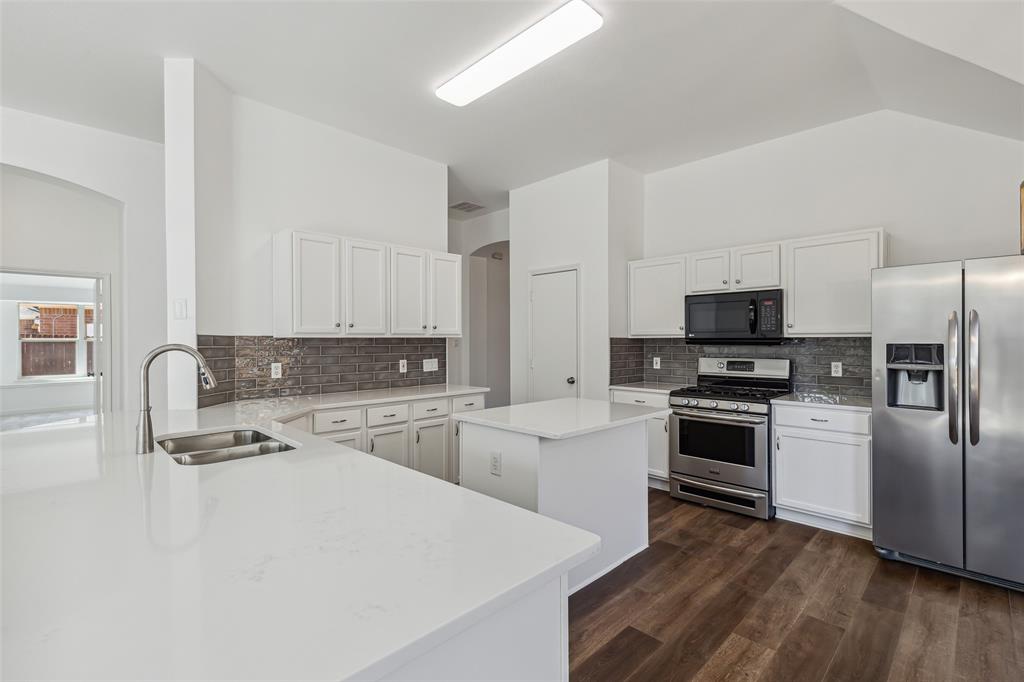 12217 Canoe Road