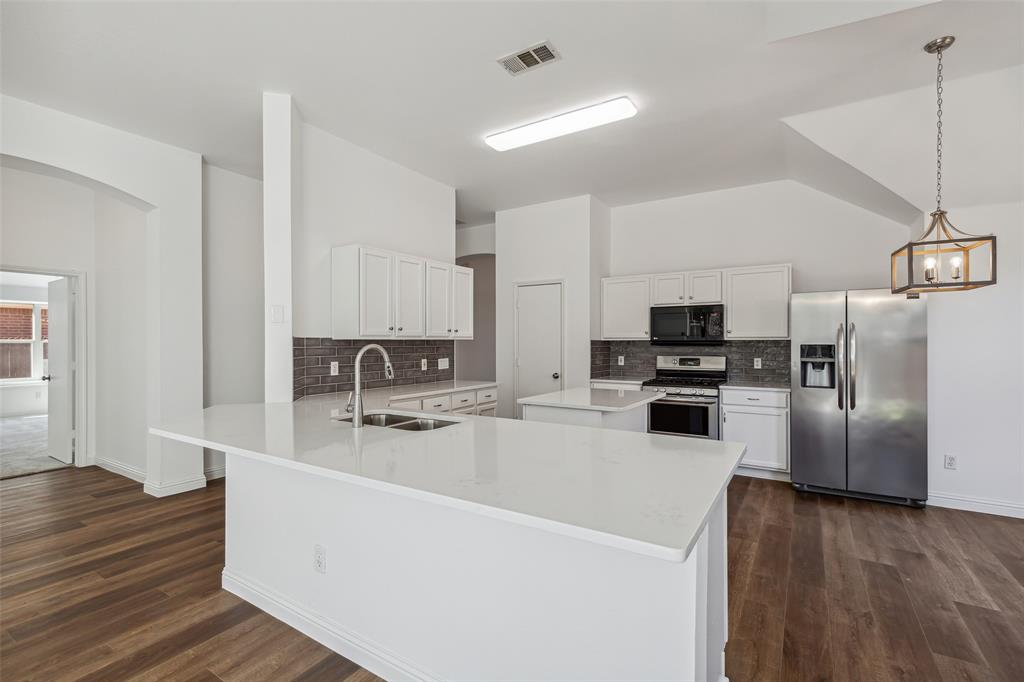 12217 Canoe Road