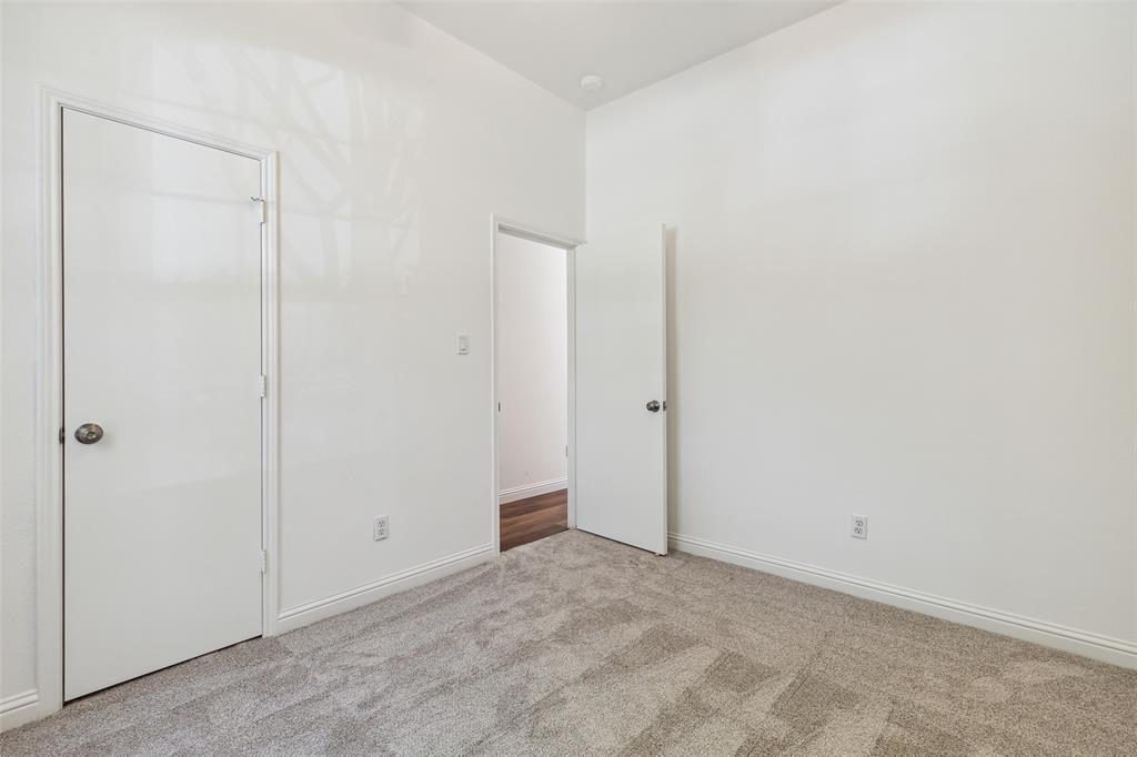 12217 Canoe Road