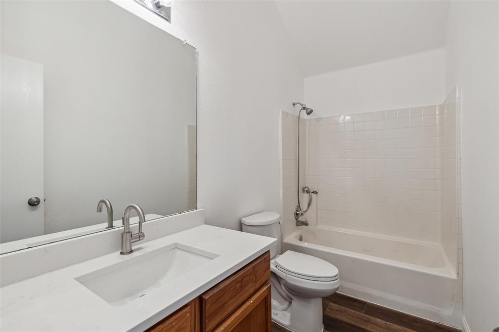 12217 Canoe Road