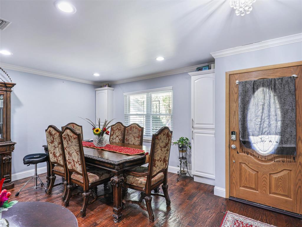 3516 Shorecrest Drive