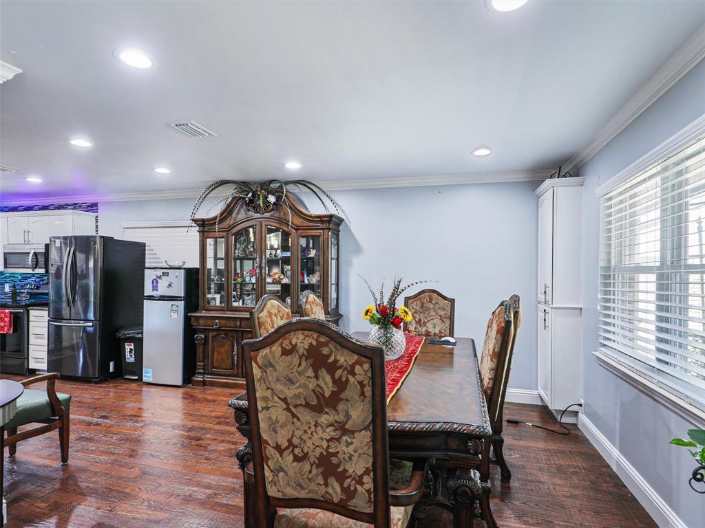 3516 Shorecrest Drive