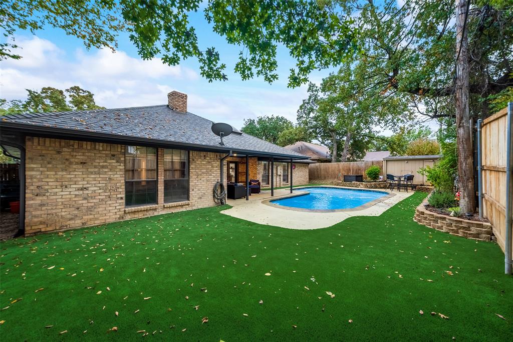 5205 Wind Rock Court