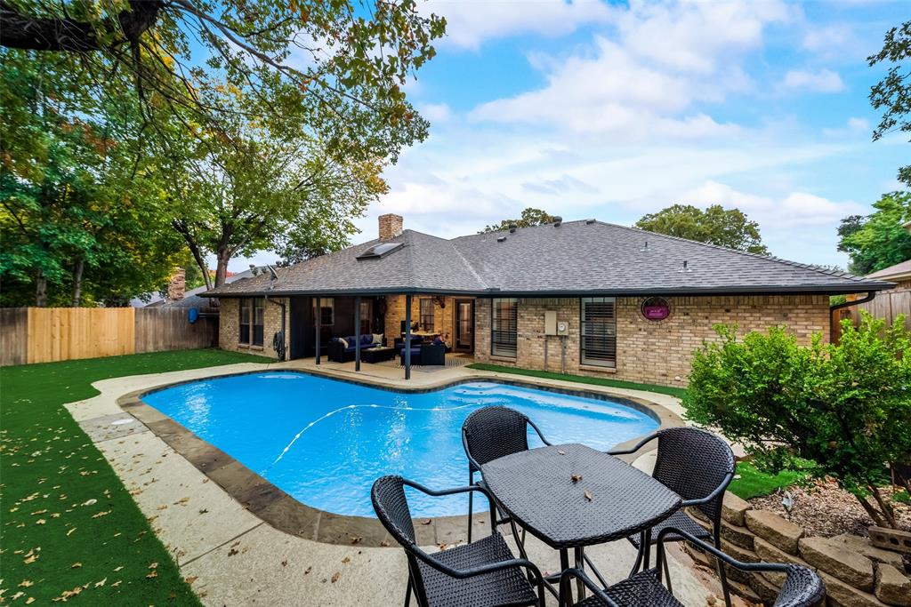 5205 Wind Rock Court