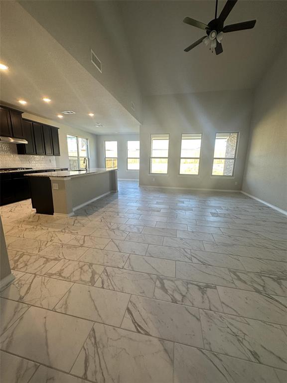 705 Quanah Way