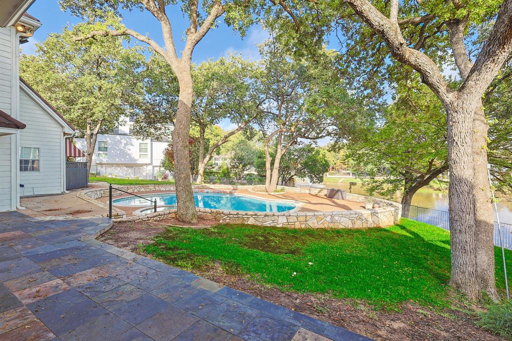 2331 Table Rock Court