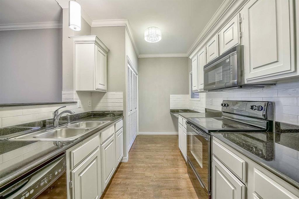 2524 Preston Road, #105