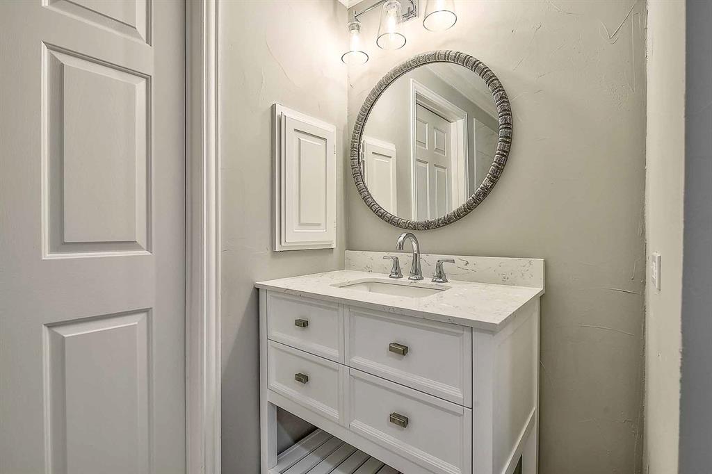 2524 Preston Road, #105