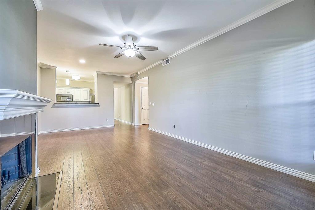 2524 Preston Road, #105