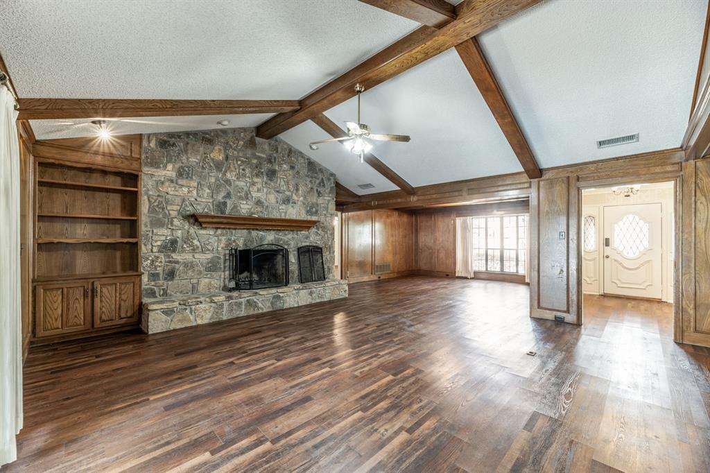 2002 Shadow Ridge Drive