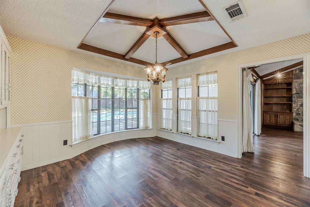 2002 Shadow Ridge Drive