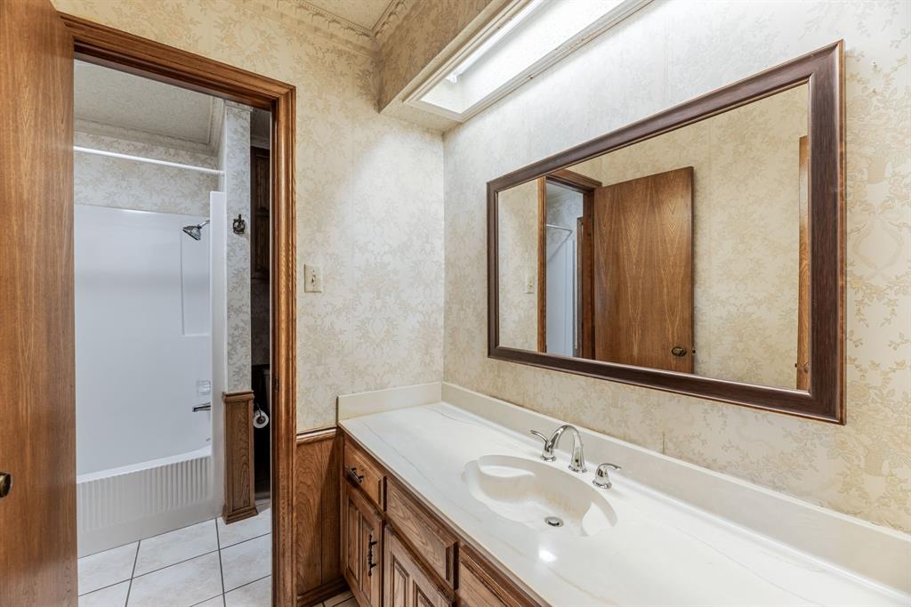 2002 Shadow Ridge Drive