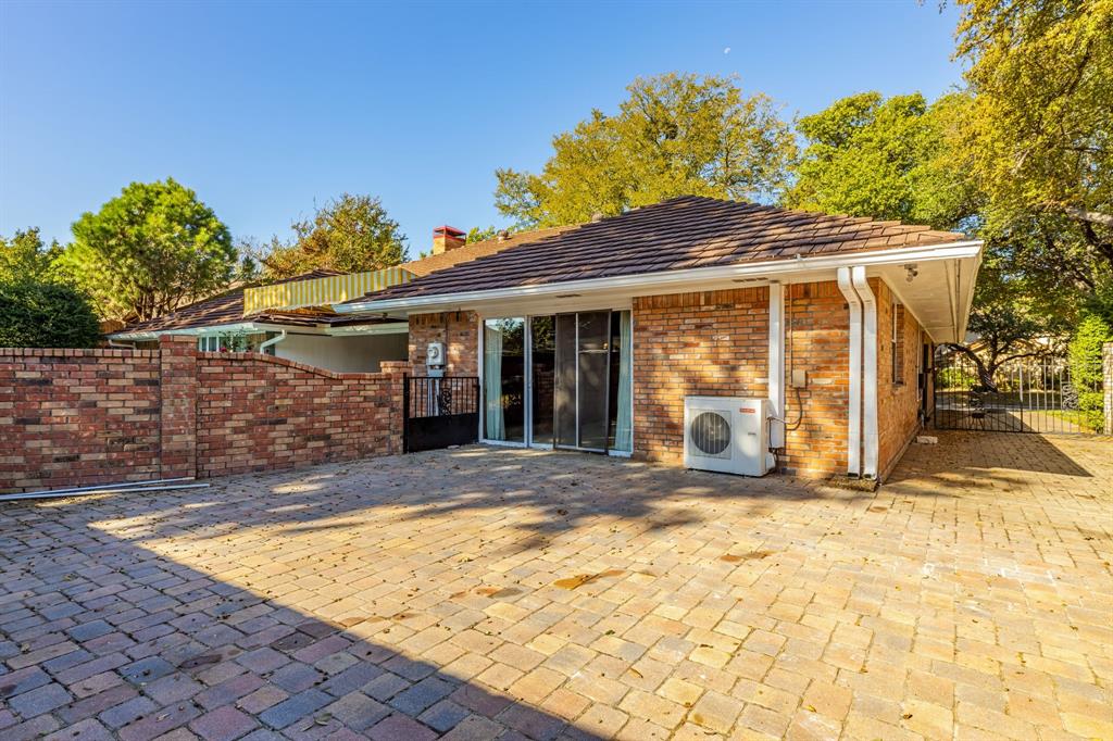 2002 Shadow Ridge Drive