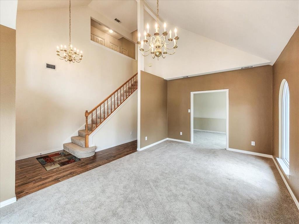 2407 Hedgeapple Drive