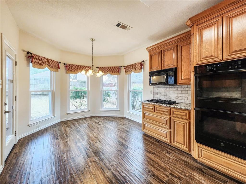 2407 Hedgeapple Drive