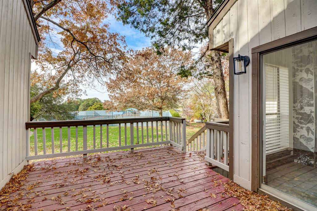 546 Yacht Club Drive