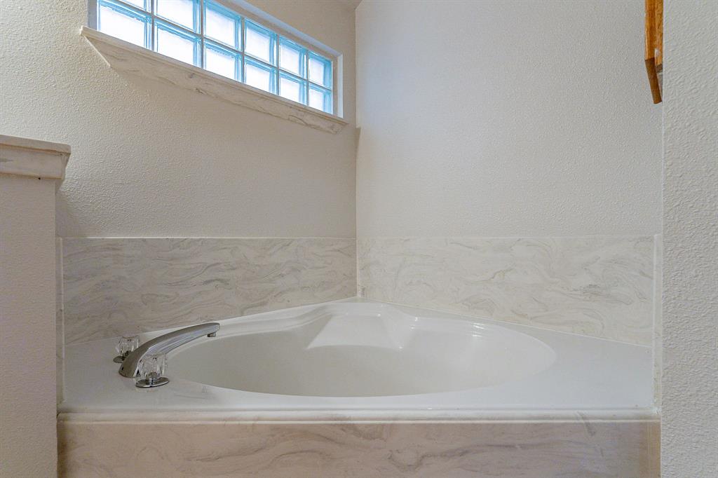 5920 Sagebrush Trail