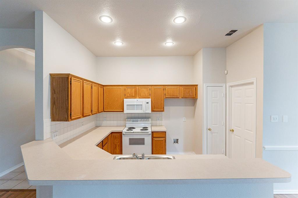 5920 Sagebrush Trail