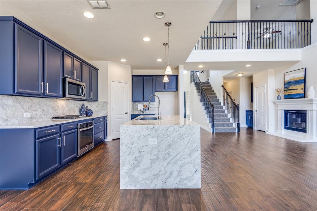 1400 Nacogdoches Trail