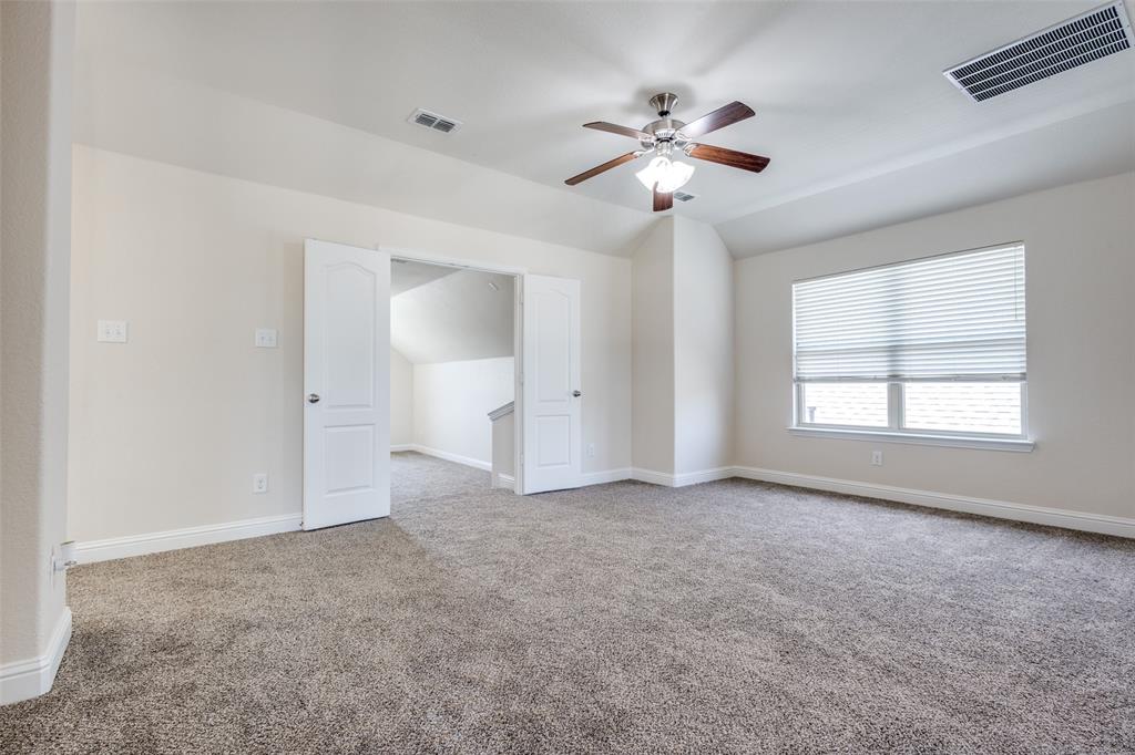 1400 Nacogdoches Trail