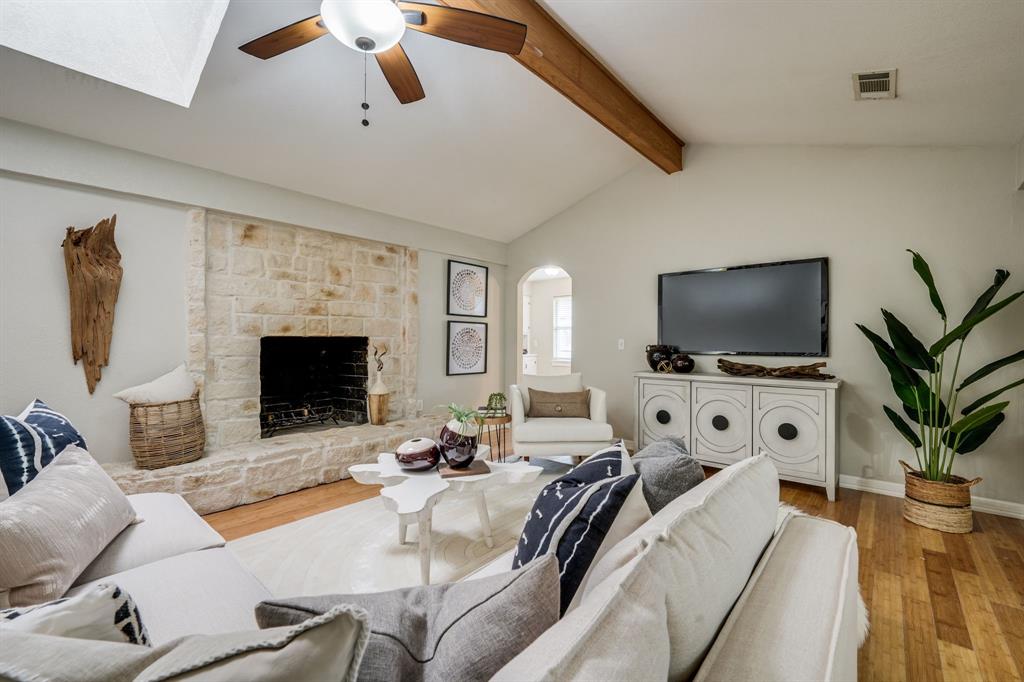 1105 Desco Drive