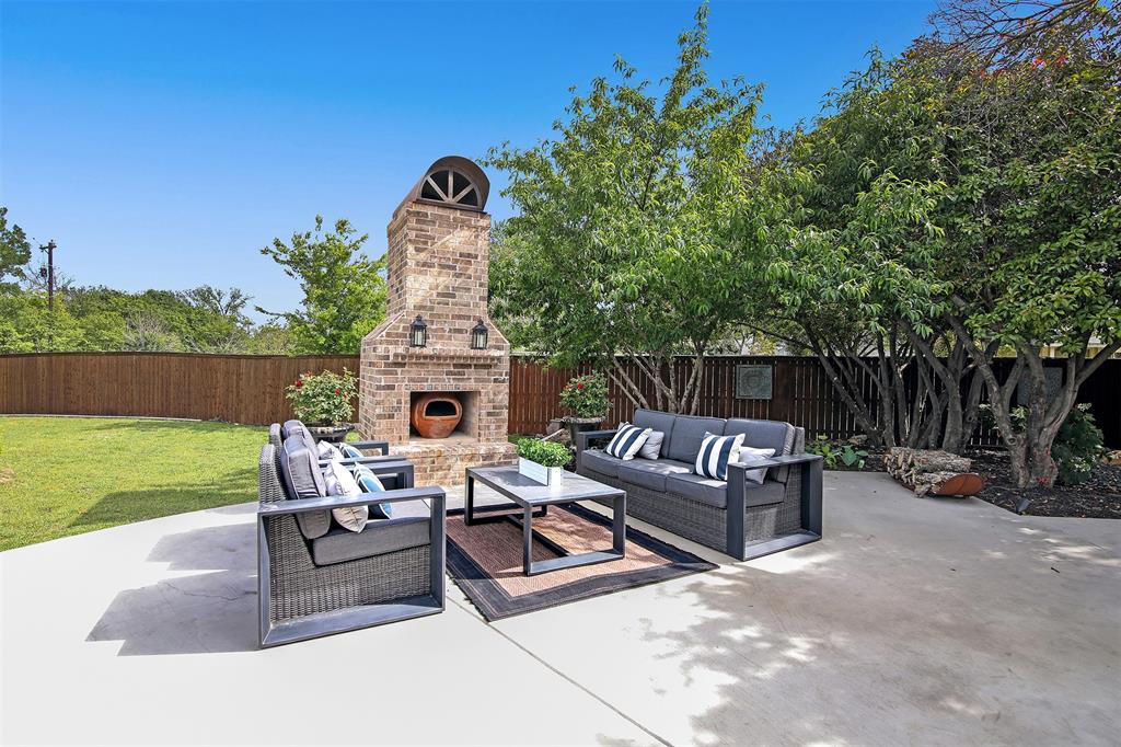 16340 Redbud