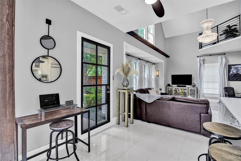 16340 Redbud