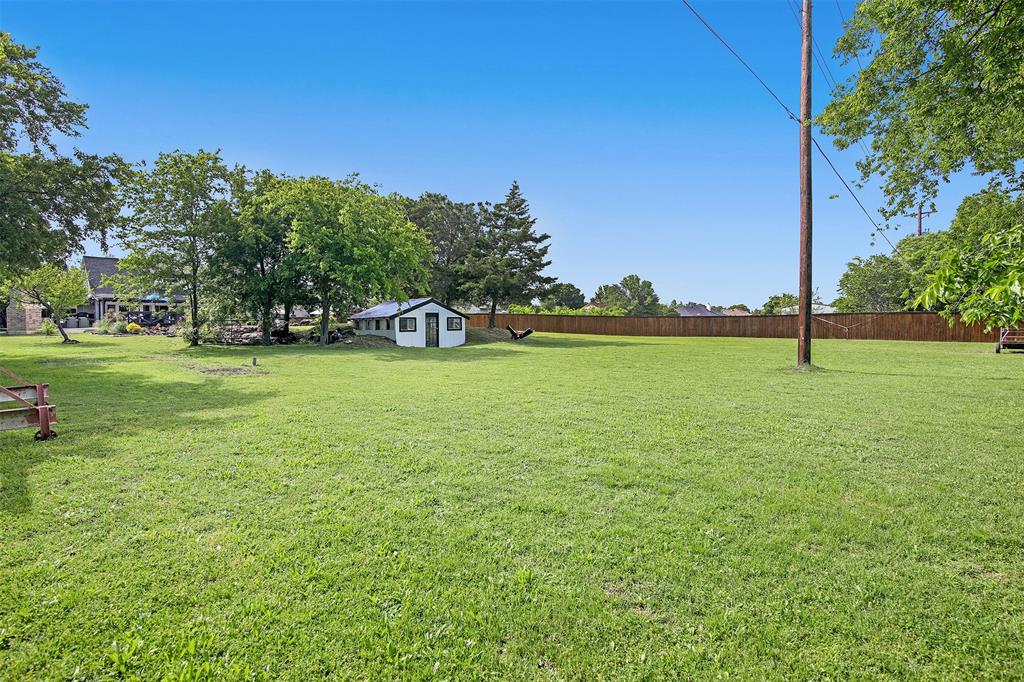16340 Redbud
