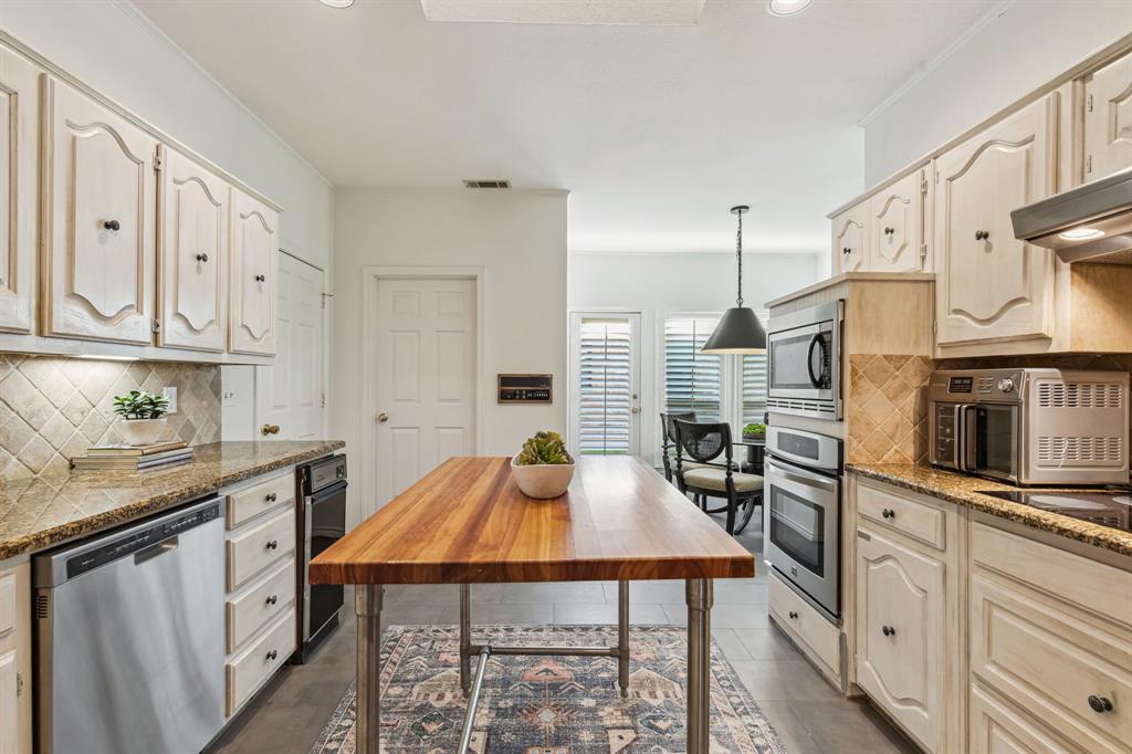1409 Chesterton Drive