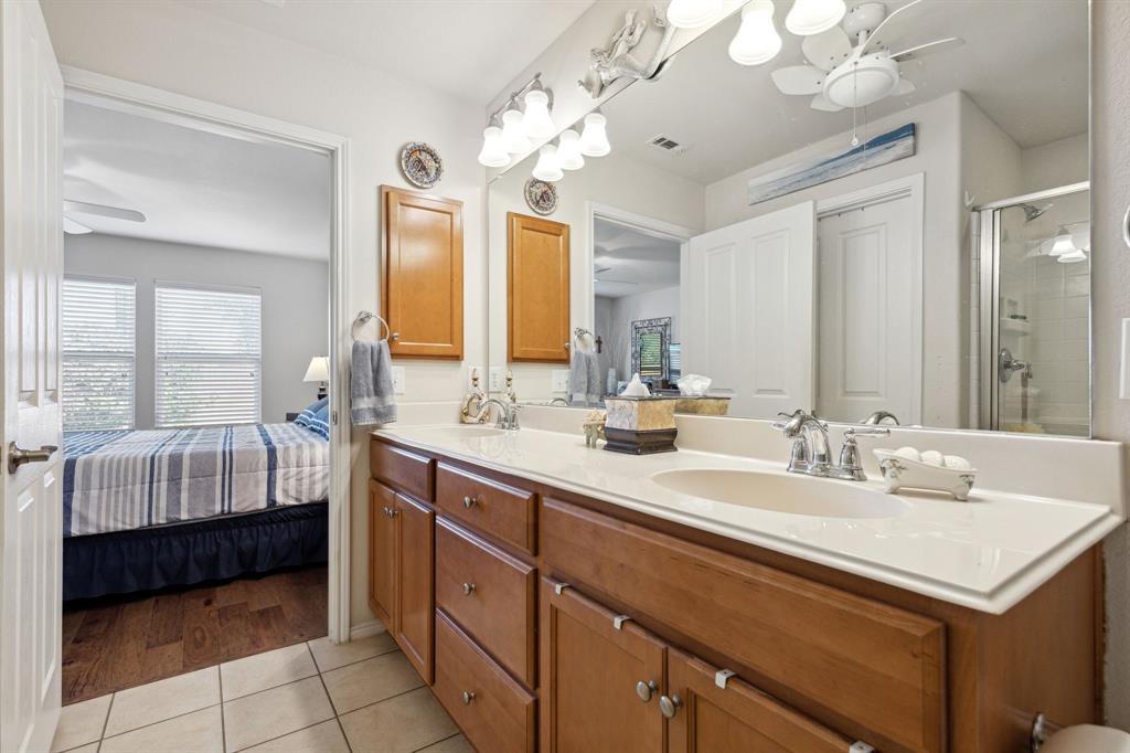2638 Honeybee Lane