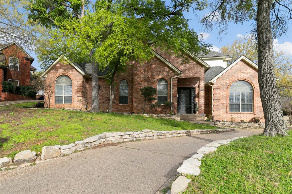 2720 Winding Hollow Lane