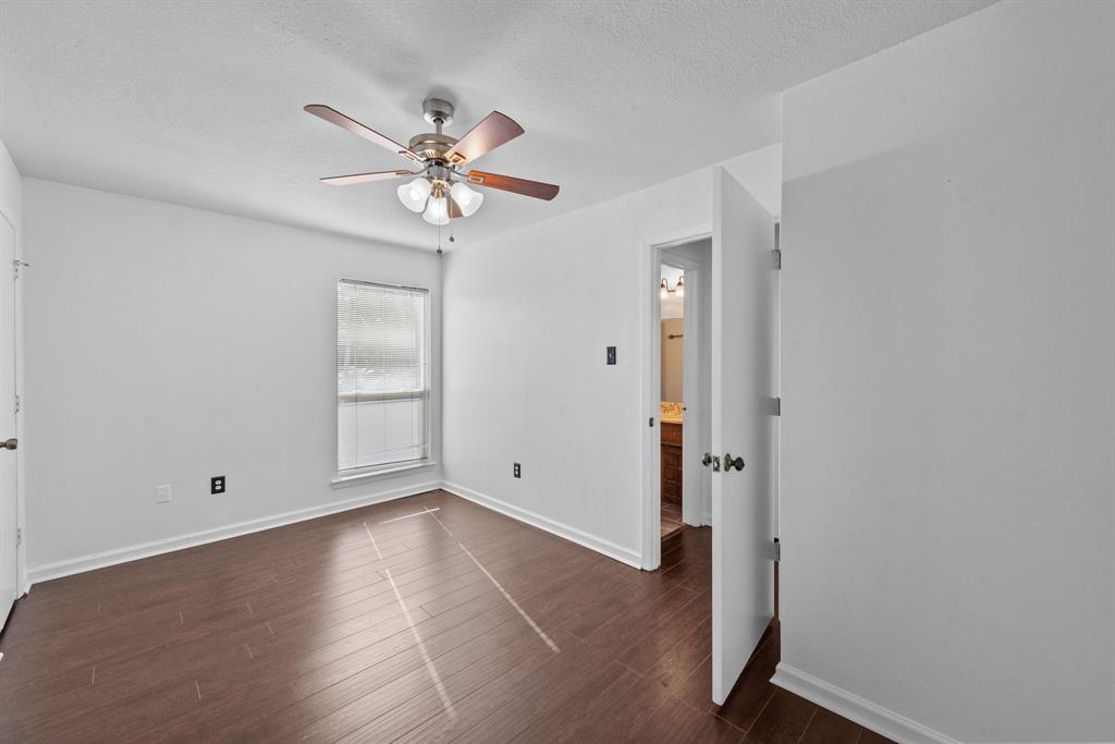 8782 Marilyn Drive