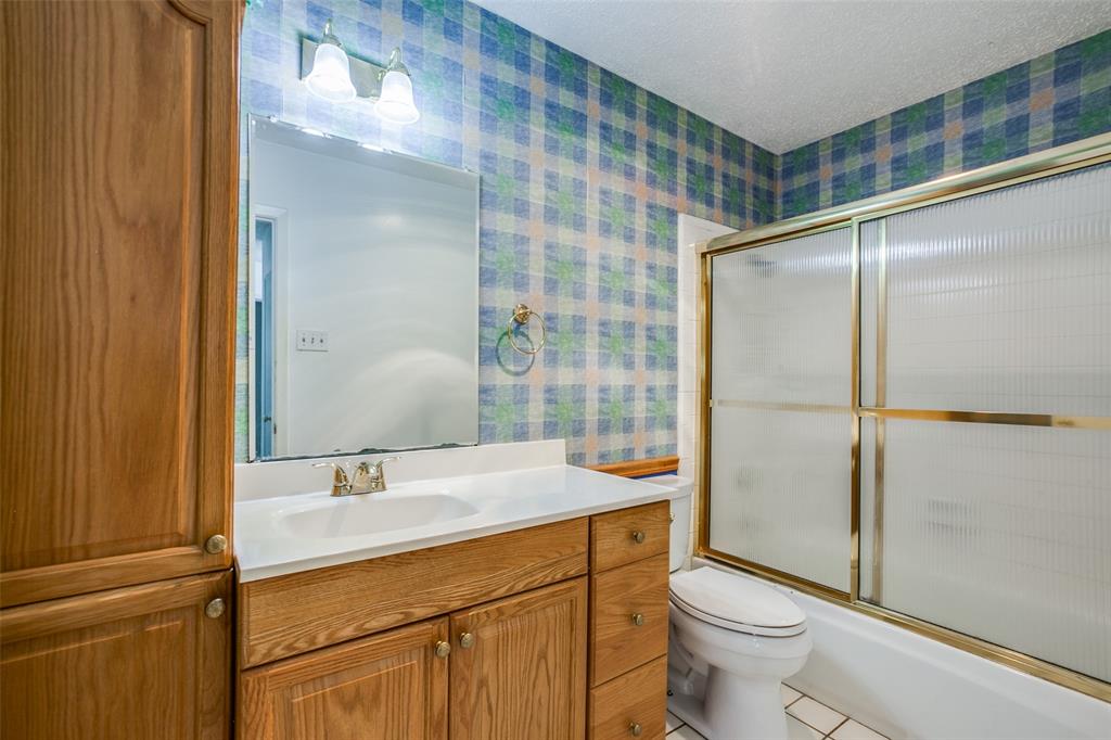 1817 Linda Lane