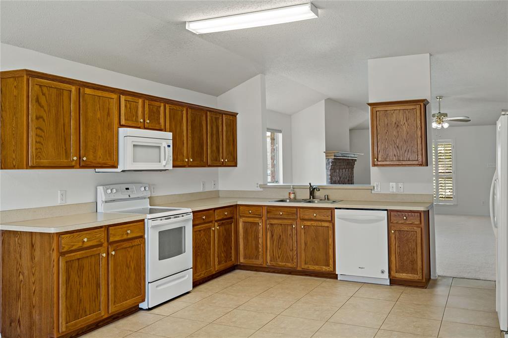 2300 Collier Drive