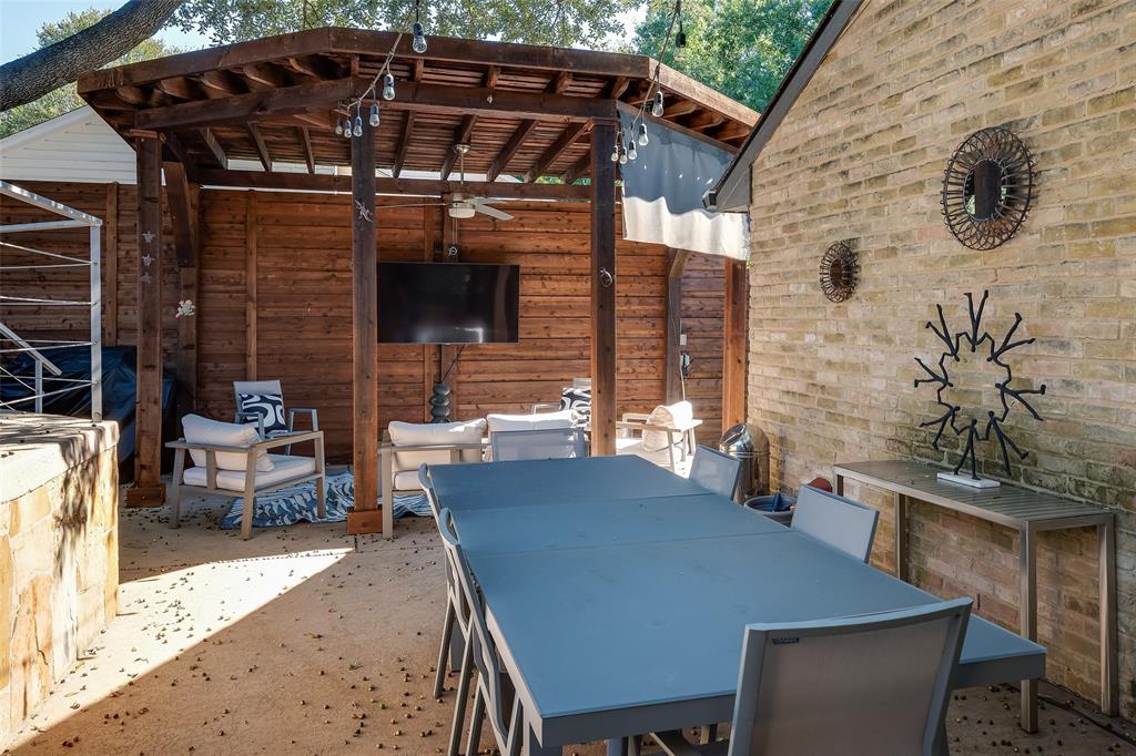 9227 Moss Haven Drive